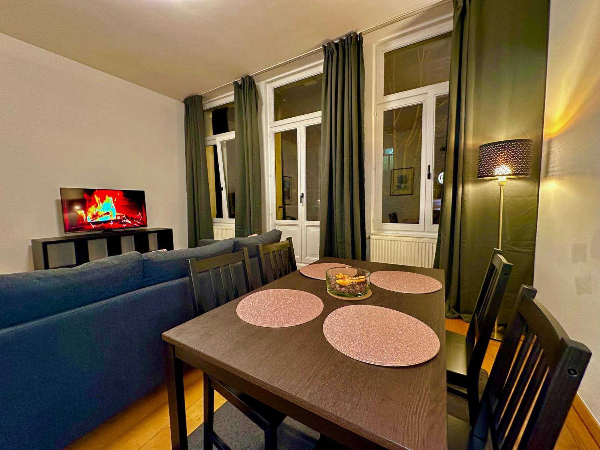 Luxury Suites Museum By Rikas Hotels Anversa Esterno foto
